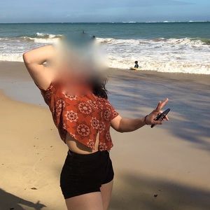 Orange patterned crop button up shirt. Very comfy and cute.